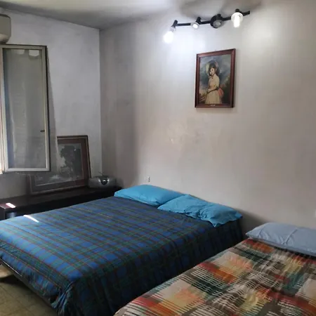 Alloggio in famiglia Artisti Musicisti Viaggiatori Vacanze *